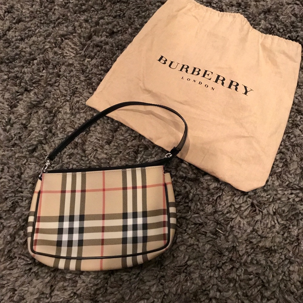 Burberry Pouchette